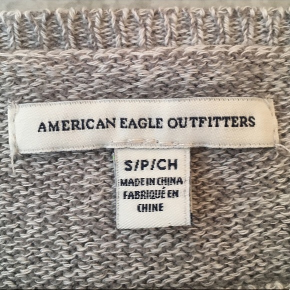 AEO Sweater - Picture 2 of 3